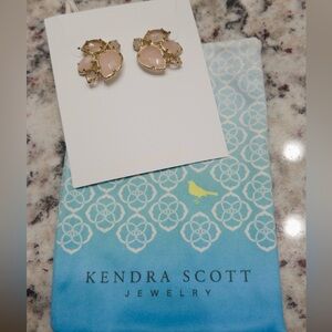 Vintage Kendra Scott Baby Pink Floral Earrings